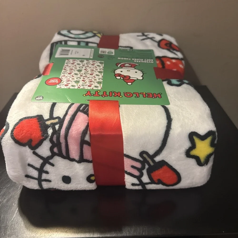 Hello Kitty Holiday 